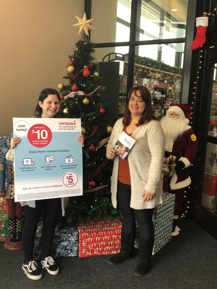 bulquerin_jason's tweet photo. Cvs 11111 in Brea focusing on the 4 C’s! Brea customers love Carepass! #MightyDivision9 https://t.co/clXmrahtZ1