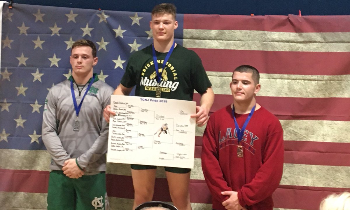 BMHSwrestling's tweet photo. A. Santaniello, V. Santaniello, R. Smith, & D. Szuba all took home brackets! M. Richardson took 2nd & J. Colon took a 3rd! PROUD of everyone on this TEAM. Shout out to @MiddSouthWRESTL for hosting us. #Stangs #WIN #TCNJpride ππͺπ» https://t.co/upnM6eAlaI