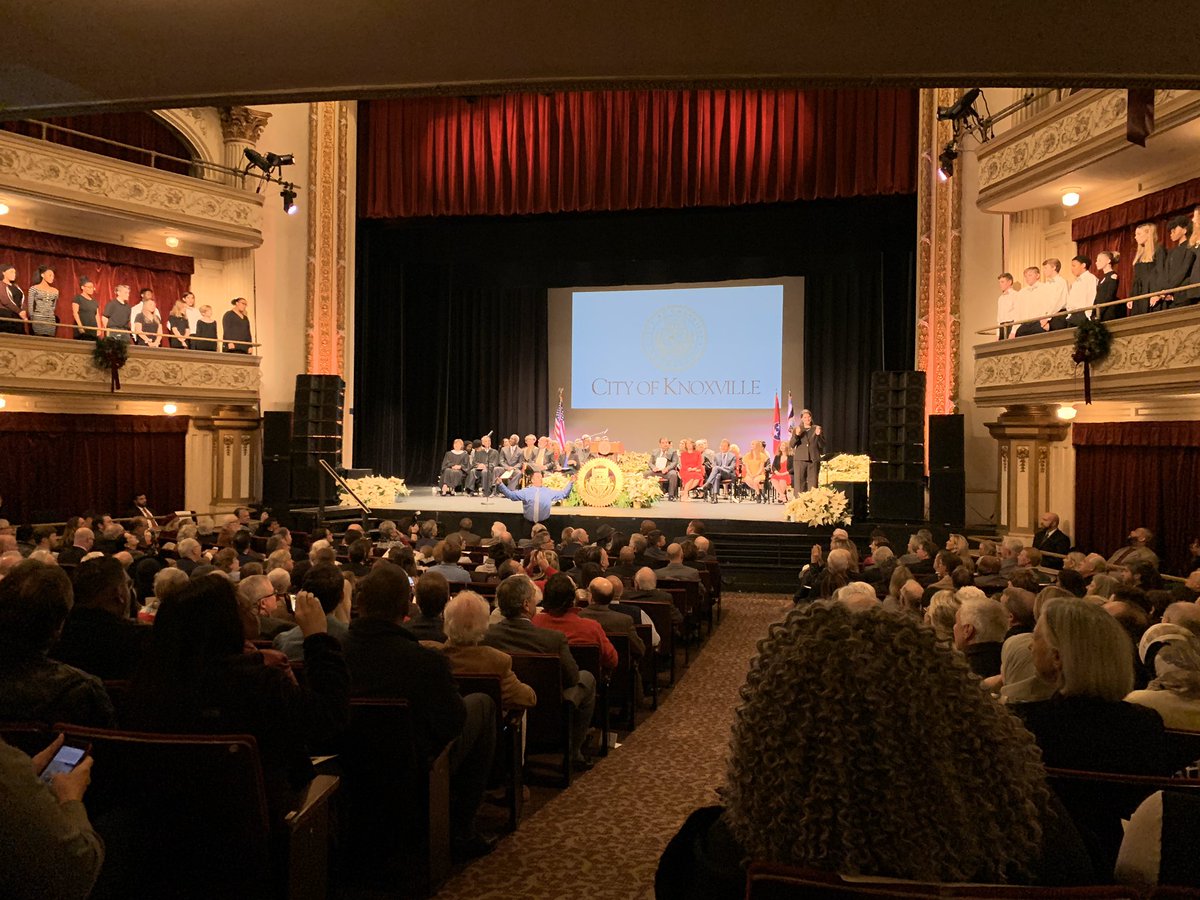 KCS_VisualArts's tweet photo. Proud of Vine Middle students for their performance this morning at the @CityKnoxvilleTN Inauguration. Great job, Jason Kindel, choir director! https://t.co/agvJV2ImTv