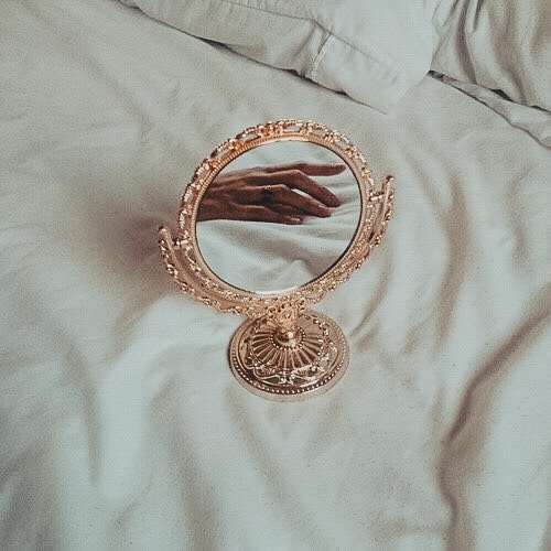 PotterCharms_'s tweet photo. @GossipCharms_ 17. A ti, pequeño, @tstimony, te han regalado esto. https://t.co/w6KxSacko8