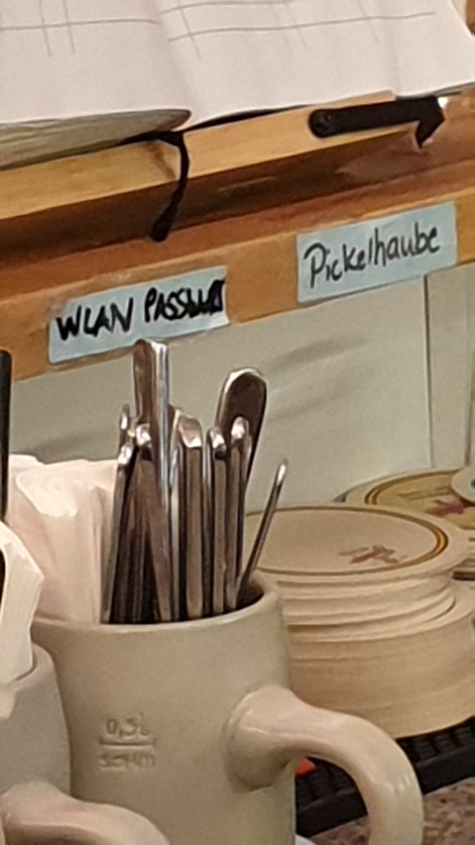 Wenn die Kneipe schon Kaiser Wilhelm heißt.... wie gut ist das Passwort auf eiber Skala von 1 bis 10