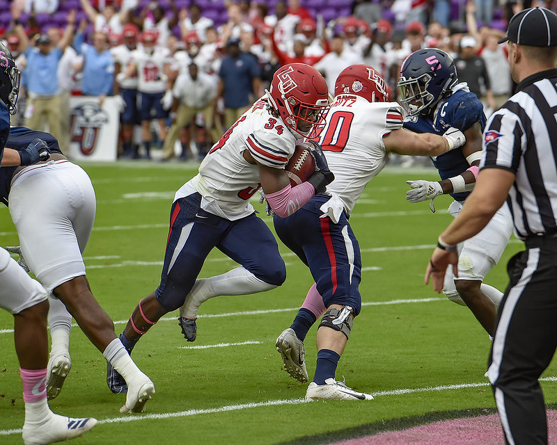 FINAL: LIBERTY 23, Georgia Southern 16

Liberty wins the 2019 FBC Mortgage Cure Bowl.

aseaofred.com/cure-bowl-live…