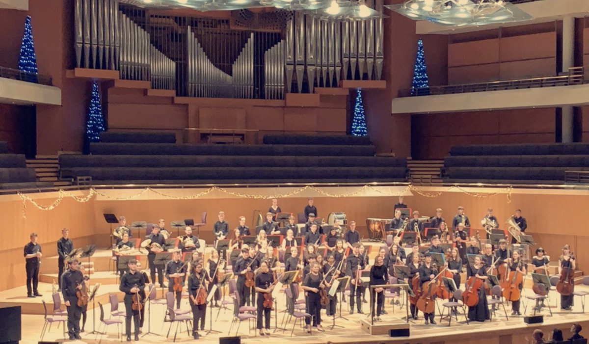 Fantastic concert this evening  @HalleYouthOrch &amp; <a href="/EllieSlorach/">Ellie Slorach</a>! We really enjoyed it! Well done, you should be so proud.