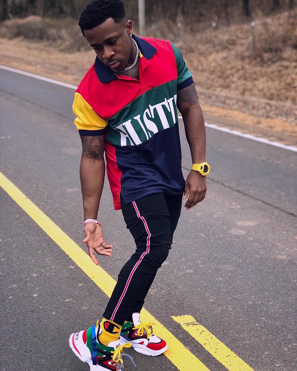 Devin_The1's tweet photo. Can you tell that yo Hustle and my Hustle is totally different ⁉️ https://t.co/nO0WI1cSa3