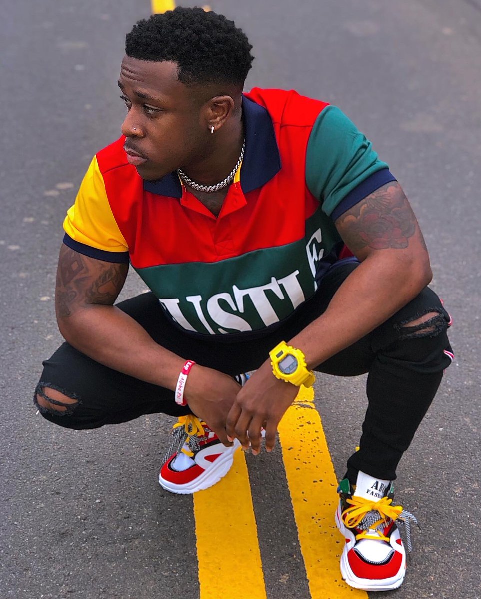 Devin_The1's tweet photo. Can you tell that yo Hustle and my Hustle is totally different ⁉️ https://t.co/nO0WI1cSa3