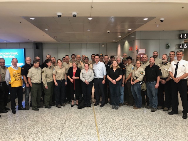 NSWRFS's tweet photo. Yesterday an additional 30 Canadian and 9 American personnel touched down in Sydney to assist us with the firefighting effort. 

We thank them for their assistance and wish them well for their first day in the field today. #nswrfs #nswfires https://t.co/xuTAu6kZVi