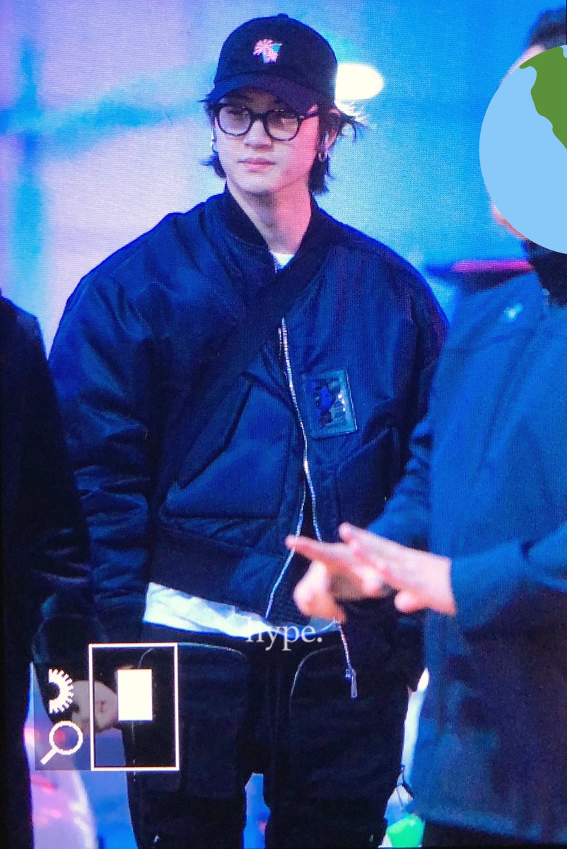 191222

#GOT7       #JB
#갓세븐       #재범