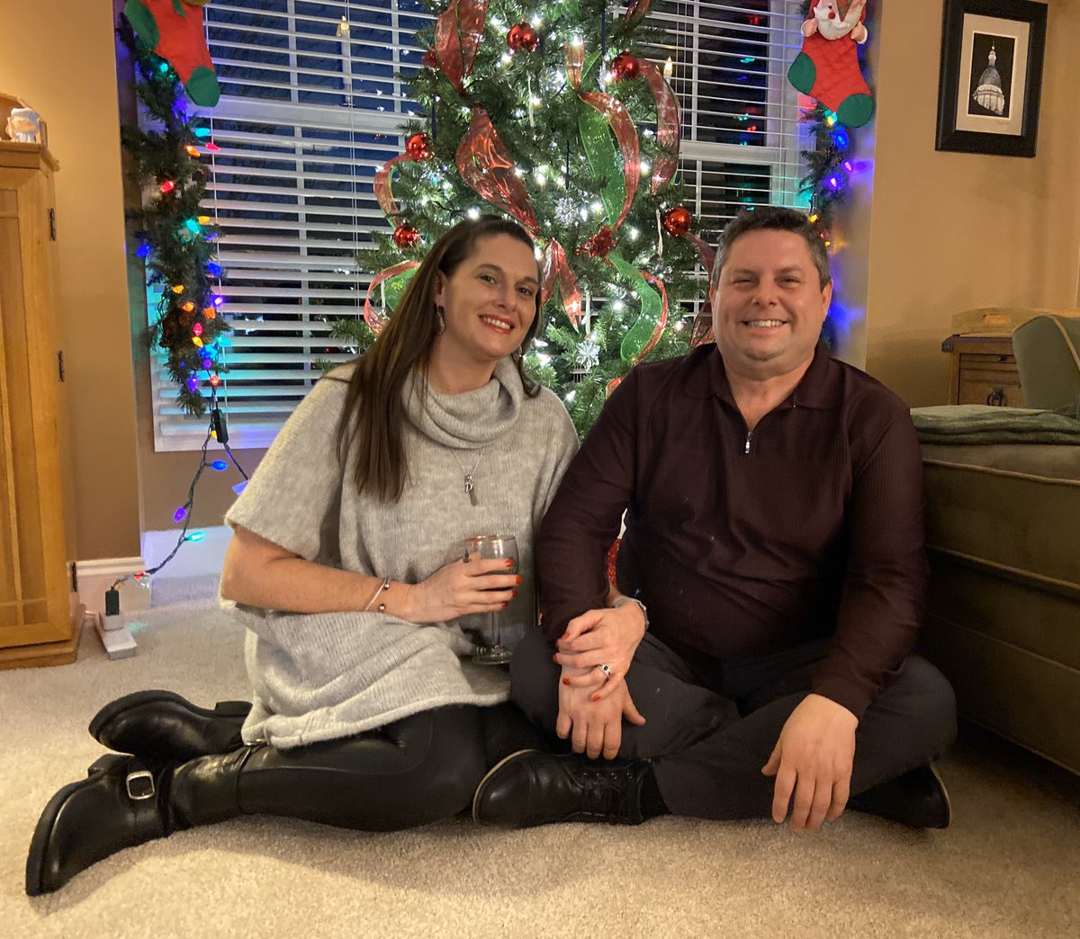 Dlskory's tweet photo. Home for the holidays 🎄❤️#puremichigan #magicmitten https://t.co/VzyYucmBNa