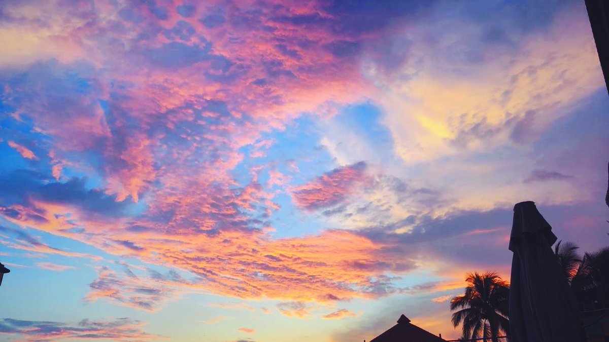 gmedrano03's tweet photo. Antes de que se acabe el año quiero hacer un hilo con sus mejores fotos del cielo en el  2019 🌌 https://t.co/MkjkNXeu0r