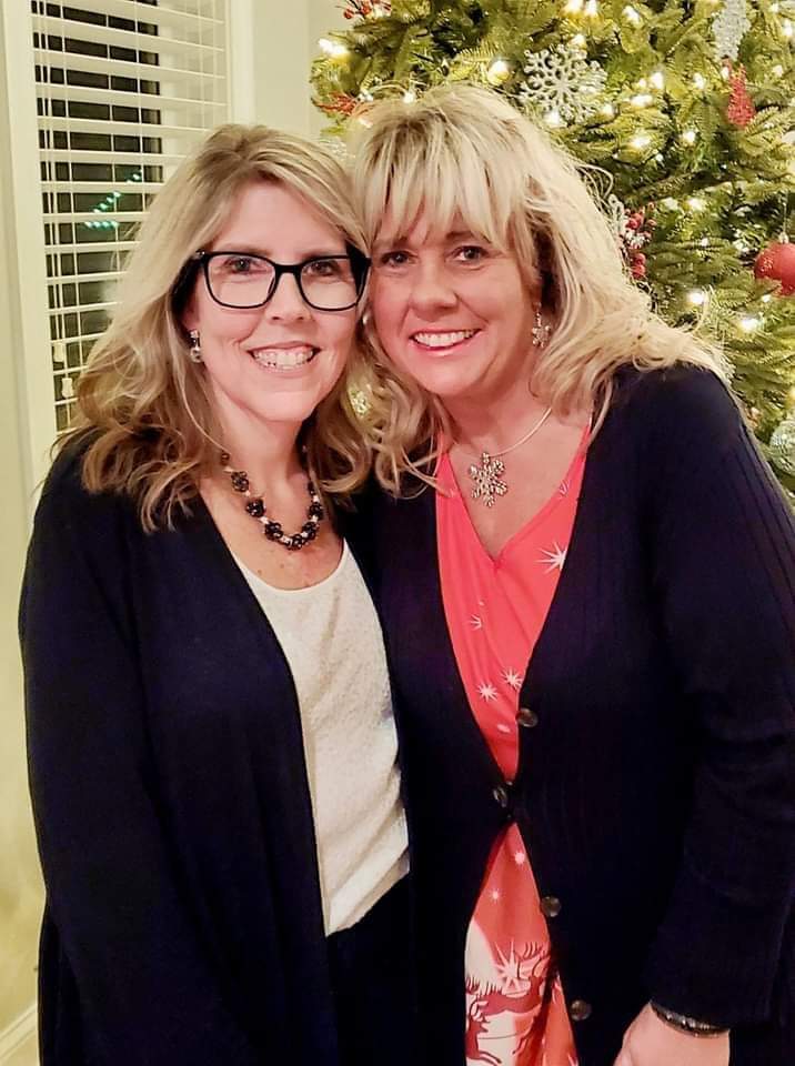 LisaOlson704's tweet photo. December Memories!! Baking at church, ornament Exchange #2, Christmas Banquet at New Life Church, Ornament Exchange #1. Going to ornament Exchange #3 tonight. Small group Christmas Dinner (no pics). Looking forward to spending time with family this week and making more memories! https://t.co/G4ja8ouKvI