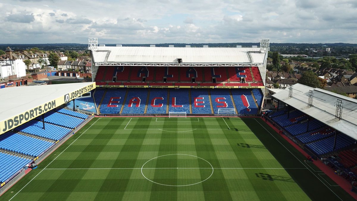 Crystal Palace have decided to offer the homeless in London a place to stay during this period of very low temperatures. ❄

They will use their stadium as a shelter and provide them with hot meals, breakfast and washing facilities. 👏❤