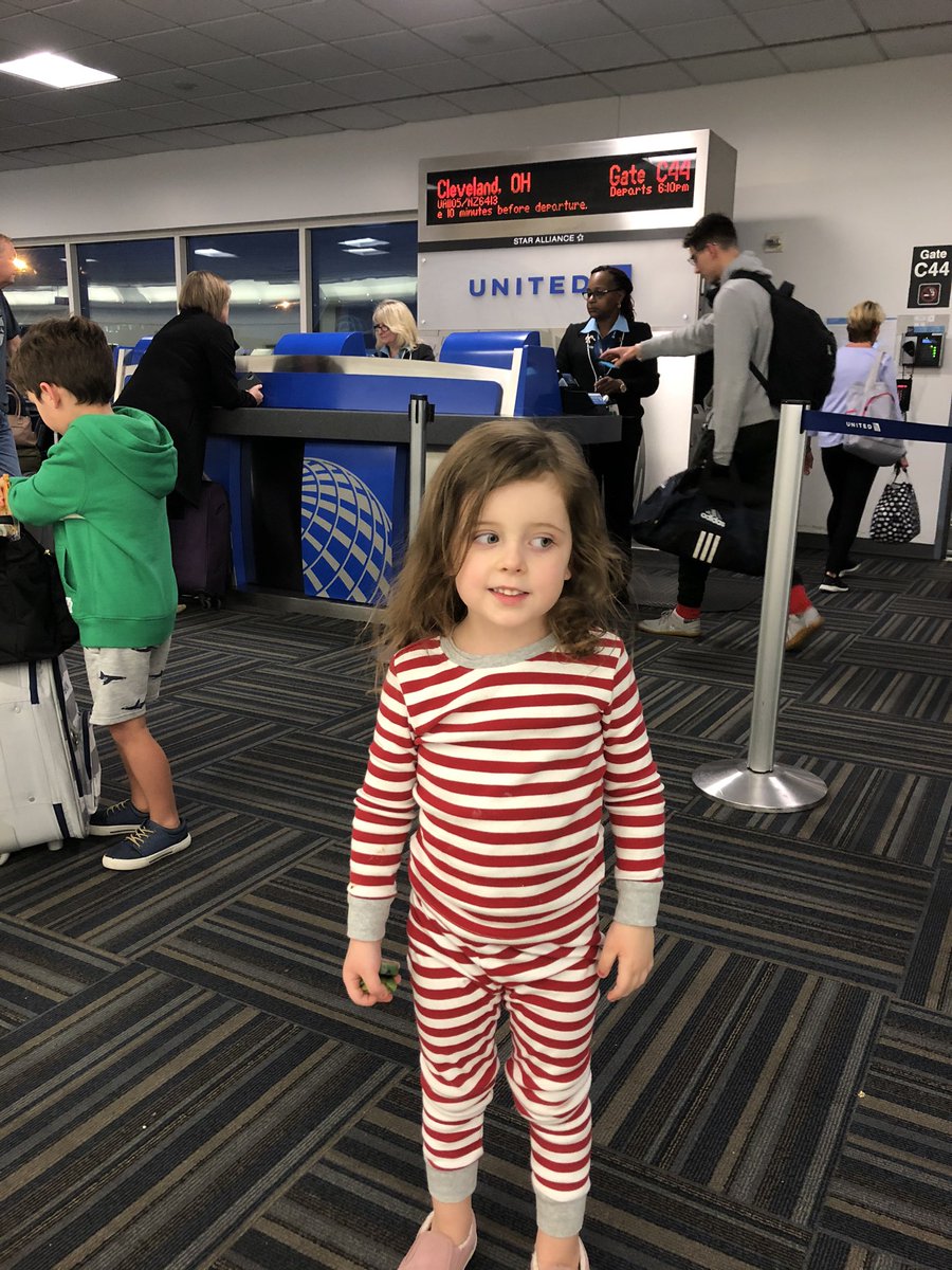 lukemetzger's tweet photo. .@united is making my four year old sit by herself. #wtfee #skywayrobbery https://t.co/ROvtEeY9tP