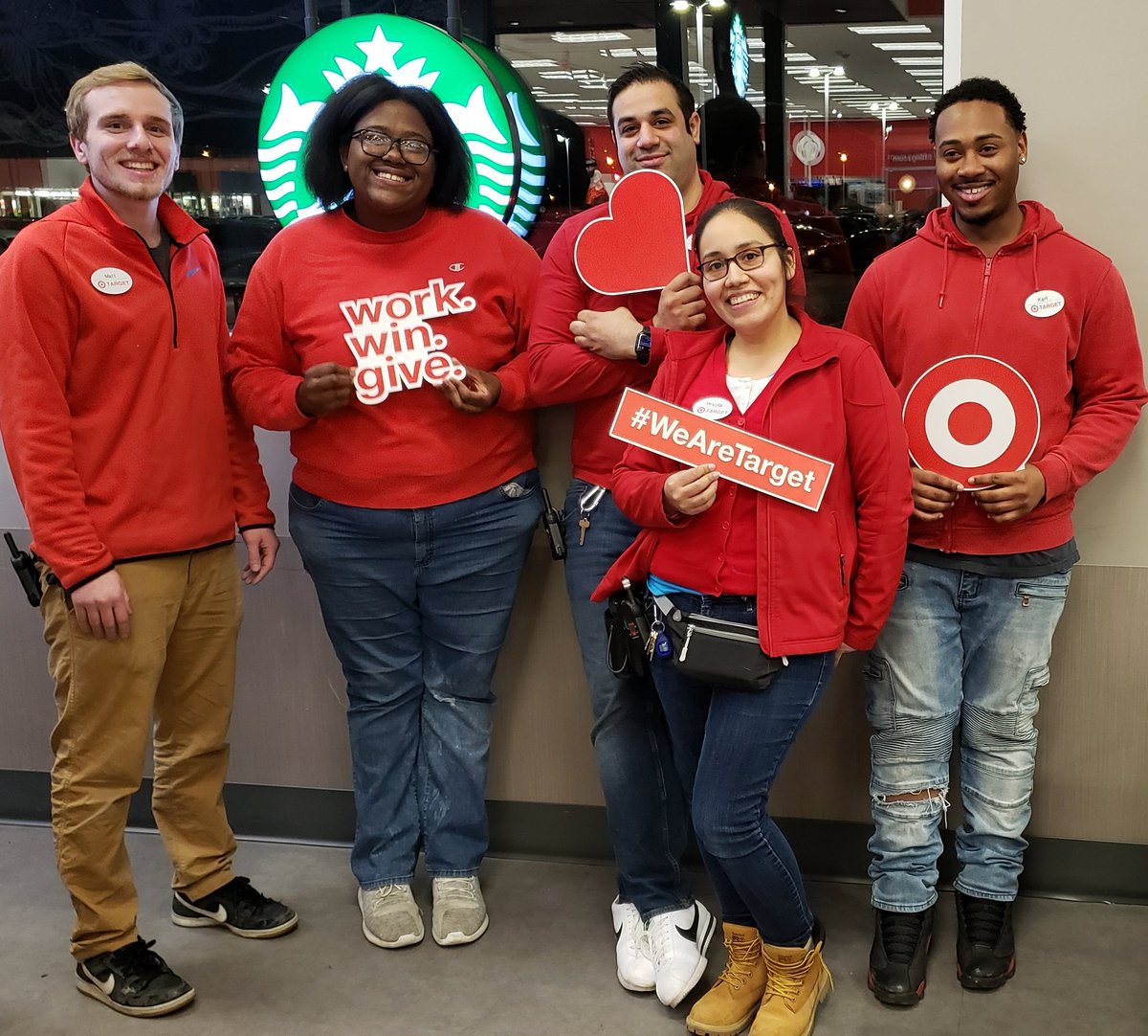 Congratulations Faith and Karl, our #WorkWinGive winners! Faith chose to donate to Autism Speaks ❤. #T3236 #Freeport #TARGET #givingback #holidayspirit
