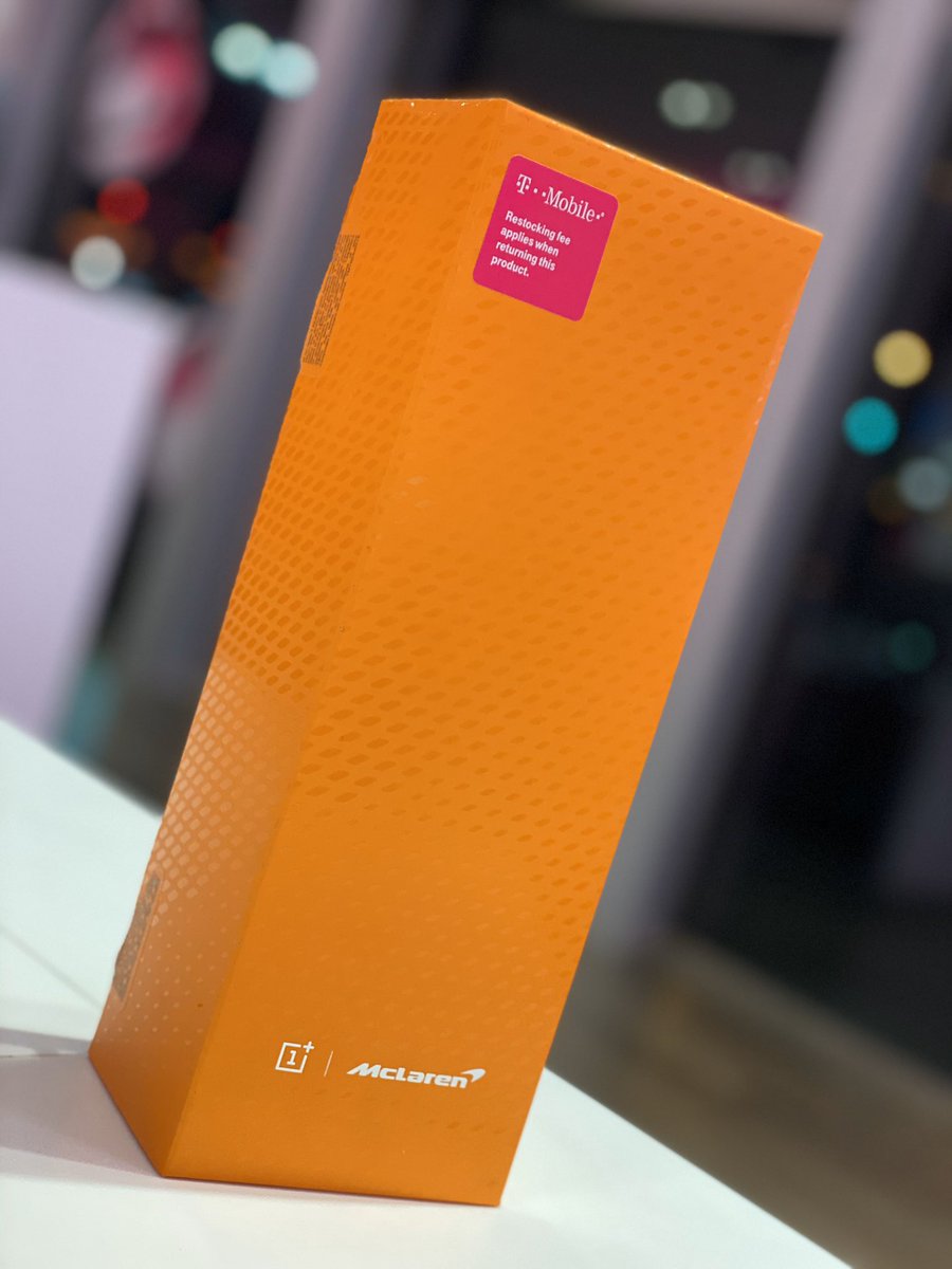 carlos_magenta's tweet photo. Who thinks packaging is #everything @OnePlus_USA #McLaren5G #inlovee https://t.co/20d7hOtin3