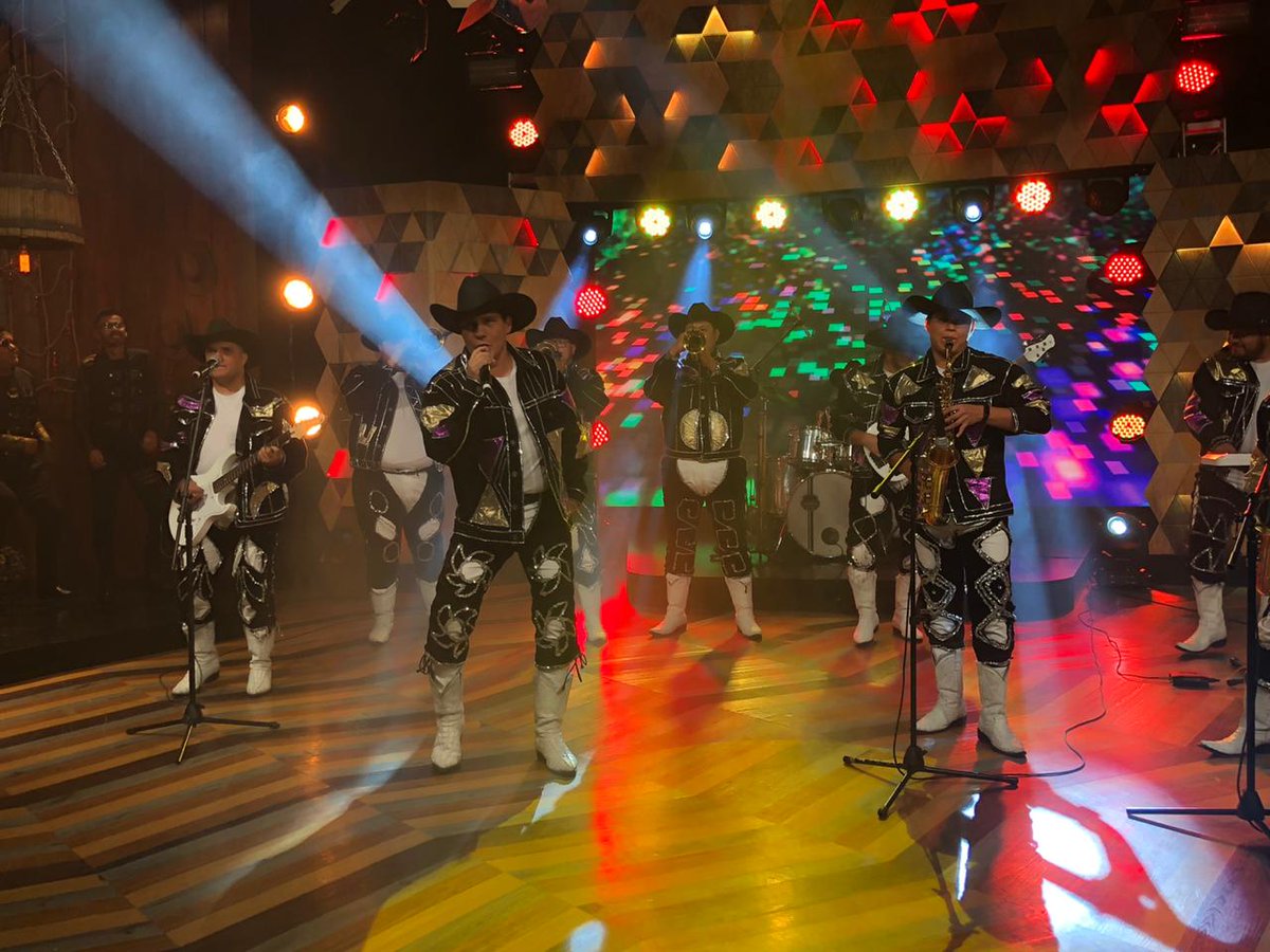 ¡A bailar todos con "Provócame" y Vallarta Show en #CorazónGrupero! 

Ve la transmisión de @AztecaUno EN VIVO y  𝗚𝗥𝗔𝗧𝗜𝗦 en: bit.ly/CGVivo