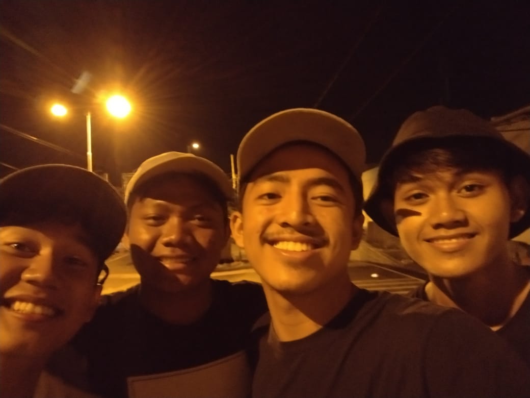Apang59651215's tweet photo. Selamat liburan selamat nikmati hari libur selamat para jomblo wkwkwk
#thaikucing
#modyar
#karep https://t.co/bLqODdSJLV