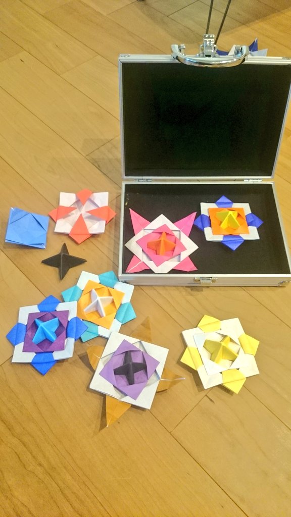 ねこみっく企画 と思ったら コマ専用の折り紙もあるらしい さすがトーヨー様 T Co Vwznysddol T Co Ttqq9qli0u Twitter