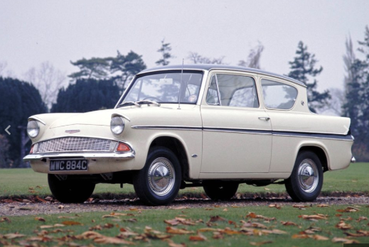 MDHOOT_'s tweet photo. Mdhoot's 12 Cars of Christmas! 🌲☃️🚗🎅🏻🏁
Our 10th car of Christmas - the Ford Anglia. #12carsofchristmas https://t.co/521TeafCIu
