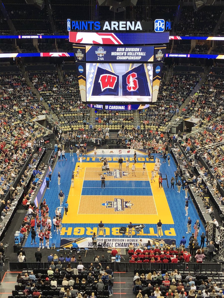 KoosforKids's tweet photo. @NCAAVolleyball championship! Let’s go @BadgerVB! #OnWisconsin https://t.co/s3SvusjRNy