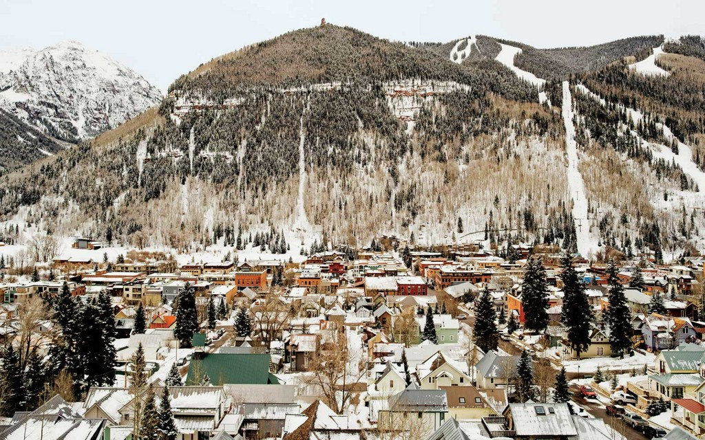 TravelLeisure's tweet image. Why Telluride just might be America's coolest ski town bit.ly/396bVVY