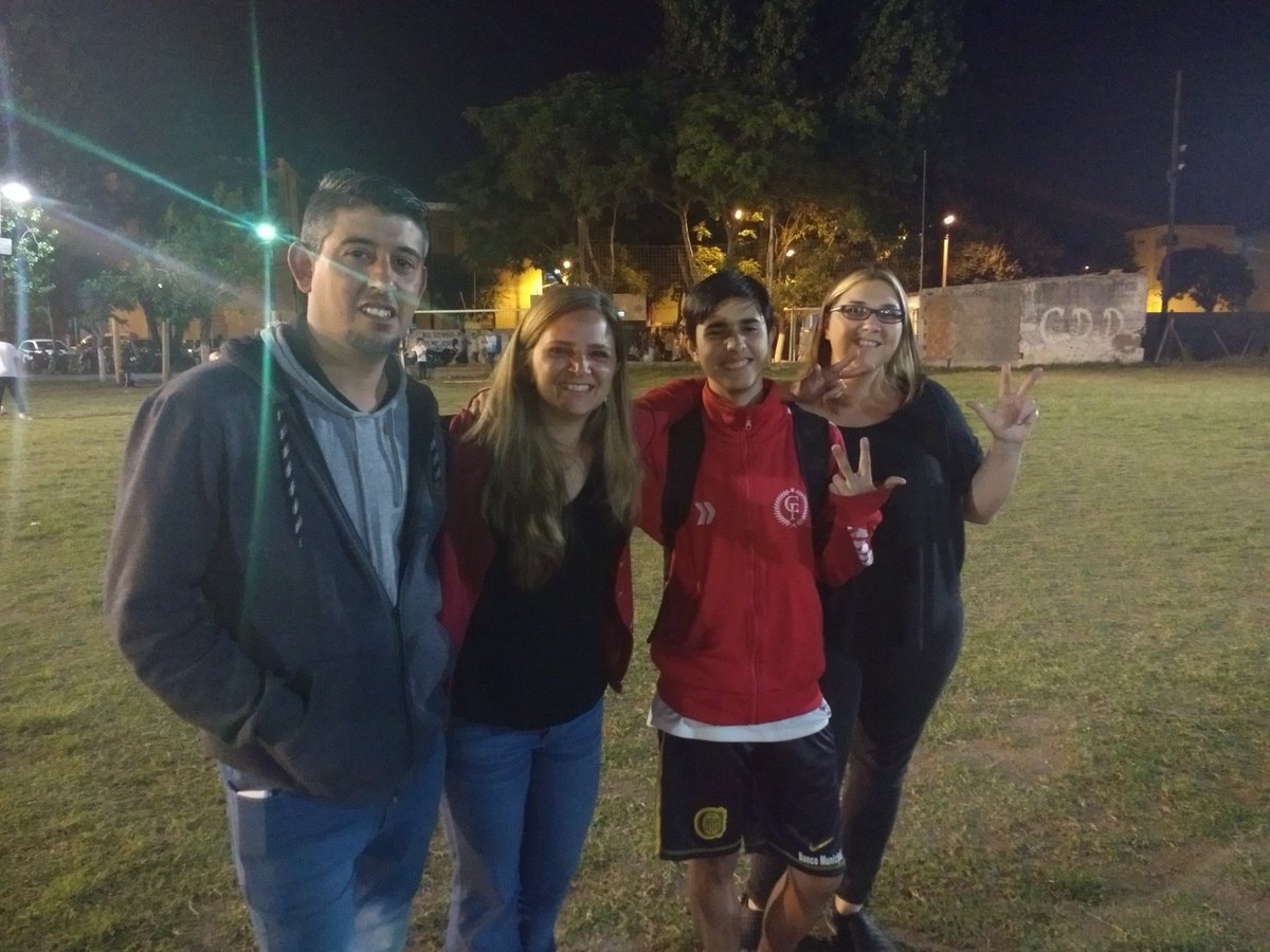 PellegriniJesi's tweet photo. De sur a norte, los clubes de barrio nos muestran el camino. Mientras el Roque en el sur cierra un nuevo año, en barrio Rucci acompañamos al Club Amistad y Progreso en su lucha contra el desalojo y la continuidad de este espacio que abraza a muchisimos niños #NiUnClubMenos https://t.co/mm6zOc7J6v