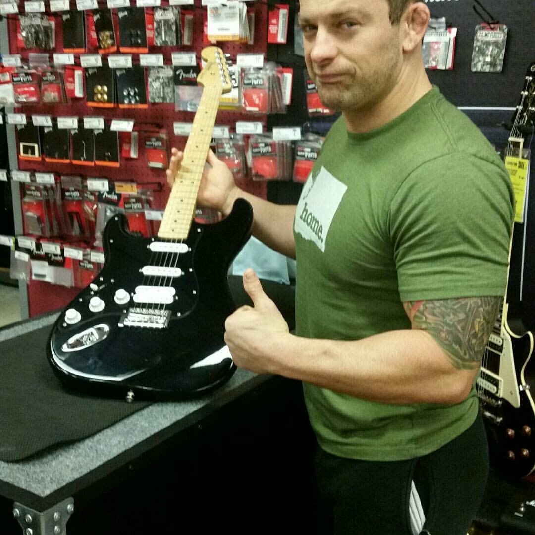 (NOT) Davey Richards 🇺🇸 tweet media