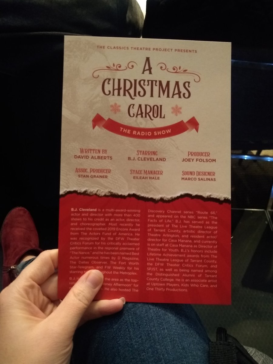 MaeStevenson_17's tweet photo. @MrStevenson18 and I are super excited to support @eileahale in her stage managing role! #Christmas @ProsperTheatre @JohnMBurdett https://t.co/gfUELEHJRS