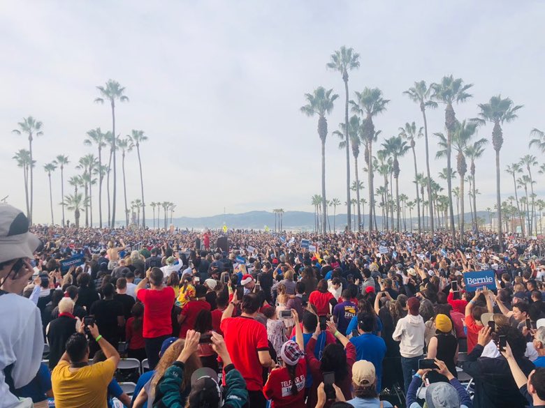 EricJafMN's tweet photo. Over 14,000 people went to see @BernieSanders and @AOC in Los Angeles, California.  #NotMeUs  #BernieInVenice #BernieInLA #BernieInCA #BernieInCalifornia https://t.co/i6L7jozSlN
