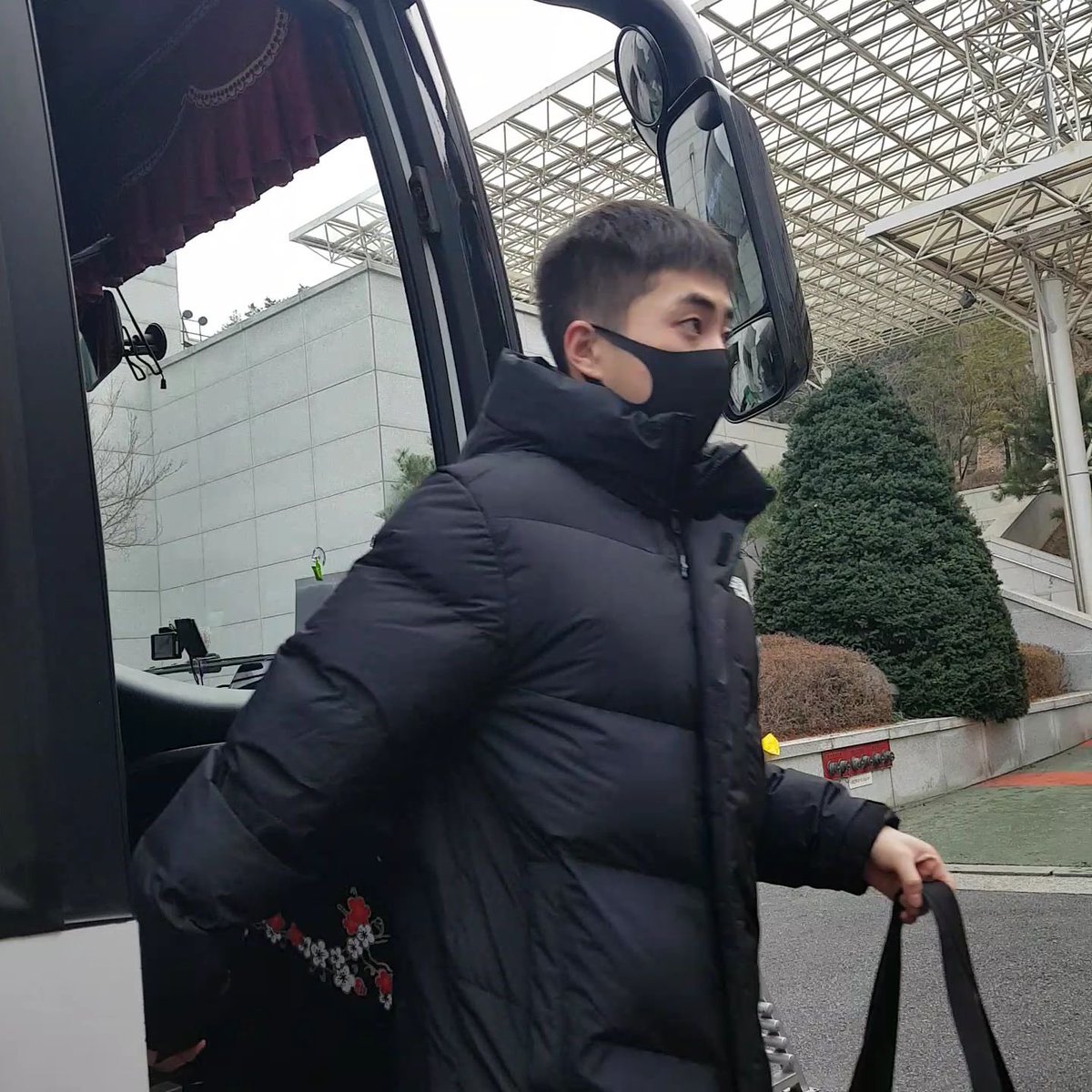 꾸쓔⁹⁹❄️ tweet media