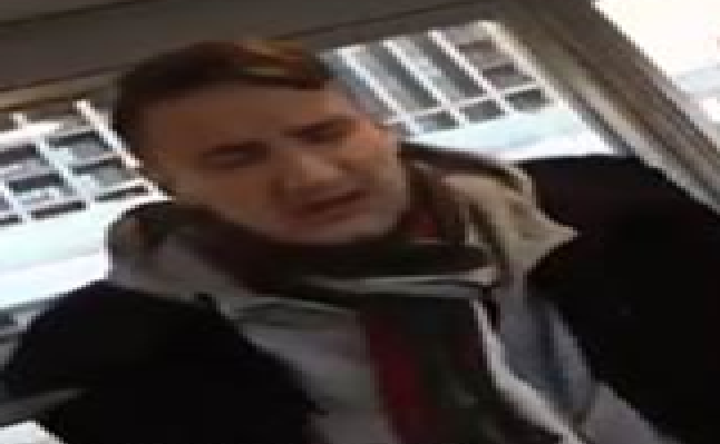 MPSCroydon's tweet image. Can you help find Samuel HURST, 28, missing from Croydon University Hospital. May also be known as Cody Banks. 
White male, slim, F602, short brown hair, wearing black coat, grey hoody, red, green, white scarf, black trousers, grey shoes. Heart tattoo on hand
#Missing #croydon