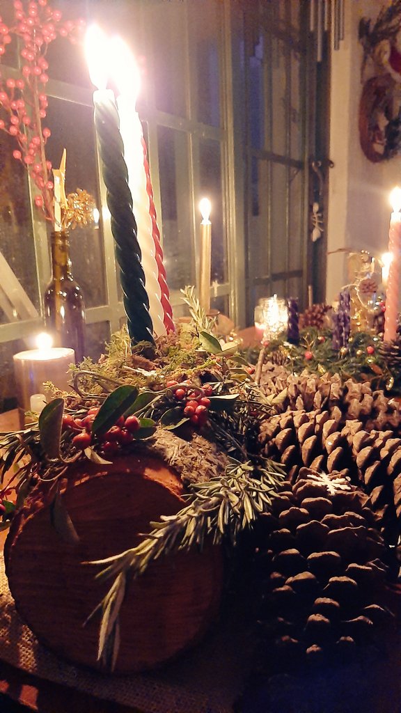 Druidarltick's tweet photo. Winter Solstice Blessings to you... in this path and for the whole world! 
#WinterSolstice #Yule #yuleblessings #yuletideseason2019 #magick #winter https://t.co/LpjIgDd968