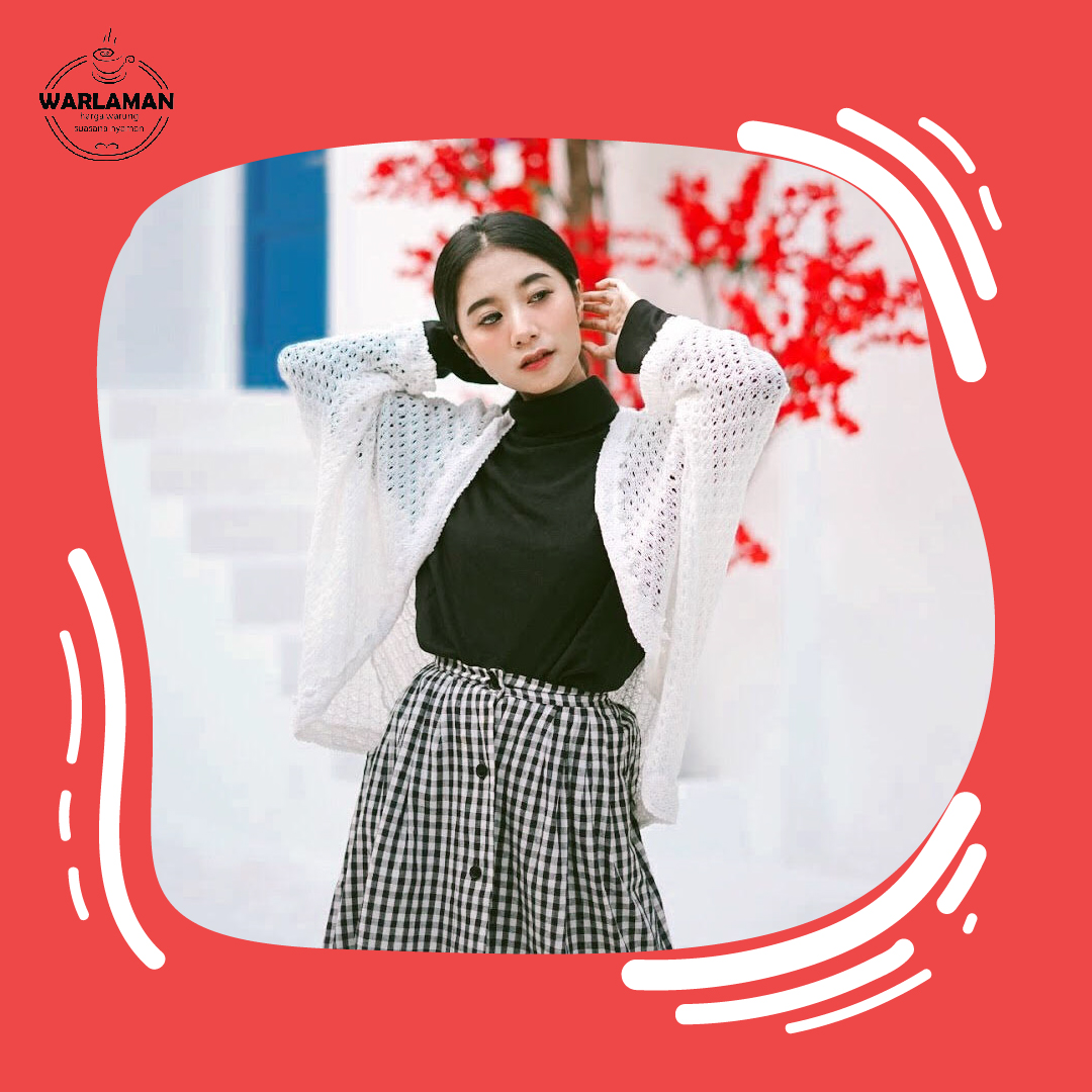 Spot baru #warlamanbdg ala santorini ini emang paling kece ya guys untuk foto #ootd 😍😍. Jadi kapan kamu ke #warlamanbdg ?😉 #bandungjuara #cafebandung #cafemurahbandung #infokulinerbandung #explorebandung #bandungresto #ngopidibandung  #grabindonesia #grabfood #grabpromo