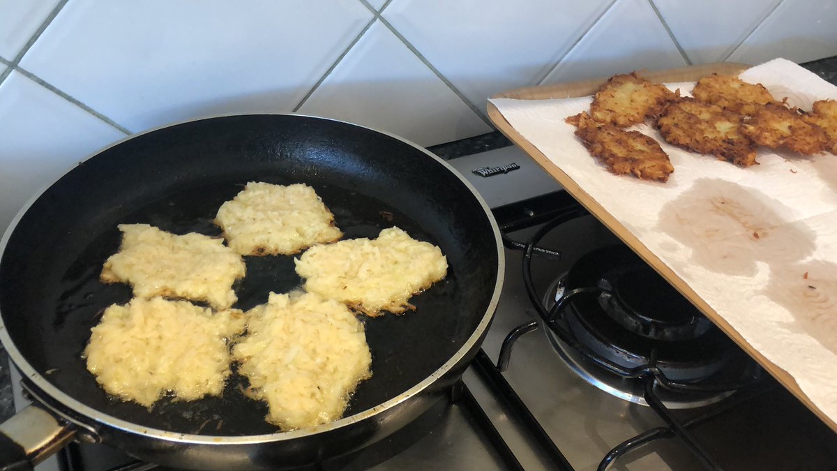 krubs's tweet image. Let there be oil.