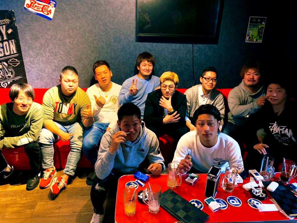 skyreiker's tweet photo. 多分一生見れないよこんな光景。

あの頃の10人全員集まった奇跡。

#湘南台アドアーズ
#湘南台組 https://t.co/symzGNXWqL
