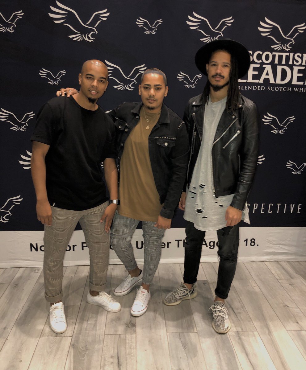 zionthree3's tweet photo. #AListRooftopParty

Last night at a Summer Rooftop Party🎵

#14StoriesRooftopBar #Events #Music #Zionthree3 #ScottisLeader #Zion3 https://t.co/tTNNo1h0NF