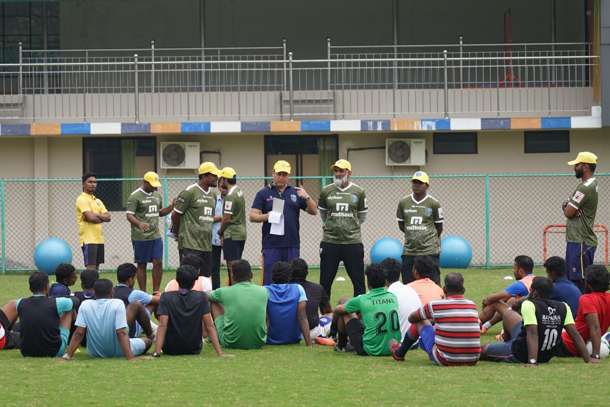 KeralaBlasters's tweet image. An eventful 2 days come to a close at the Coach's Development Program here in Kochi. 
The second day saw the coaches get involved in an on-field session to test their learnings and capabilities which were closely monitored by Mario Marinica. ⚽
#KeralaBlasters #YoungBlasters