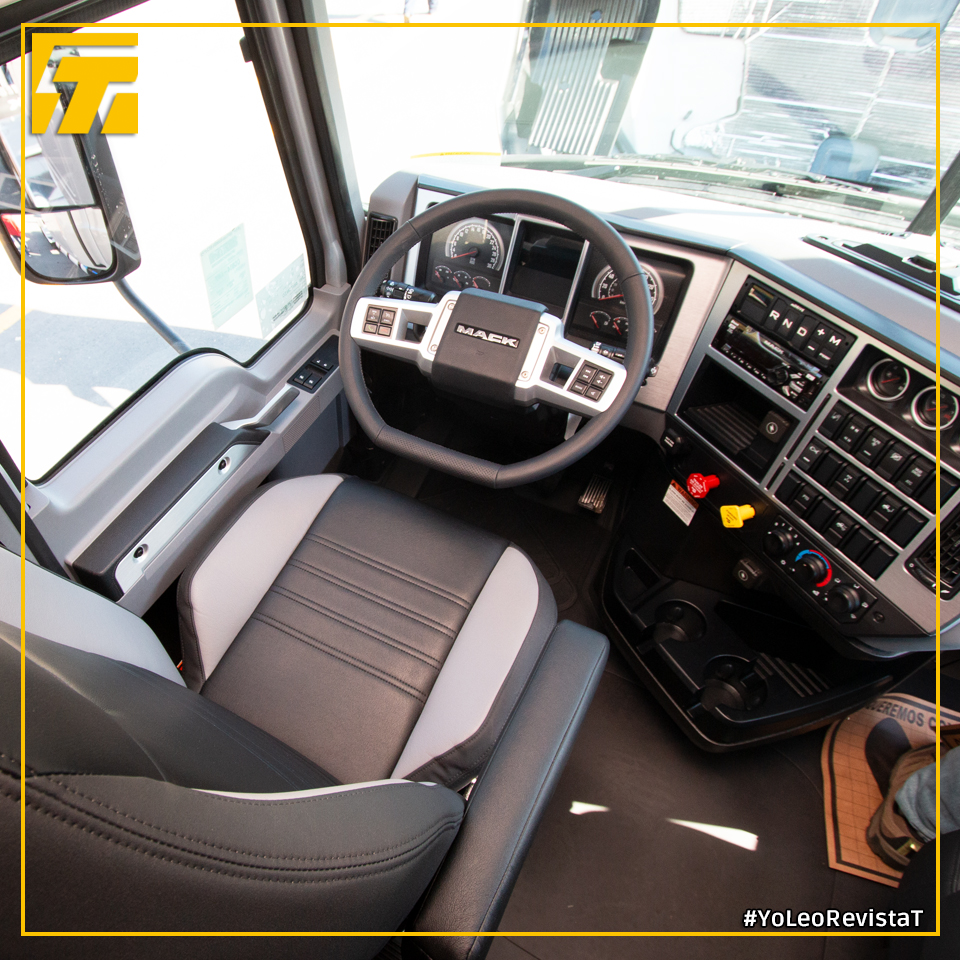 RevistaTChile's tweet photo. Te invitamos a conocer el Test Drive del Mack Anthem GHG MR 46 High Rise en: https://t.co/Zi4Q3V6U5U

#suscríbete en 👉https://t.co/sQG2LAQGeJ y recibe gratis nuestra edición T10 especial @fenatran 

#YoLeoRevistaT #Mack #Tracto #Camioneros #Camiones #RevistaT #Motores #Salfa https://t.co/Q5cOTI87Eo