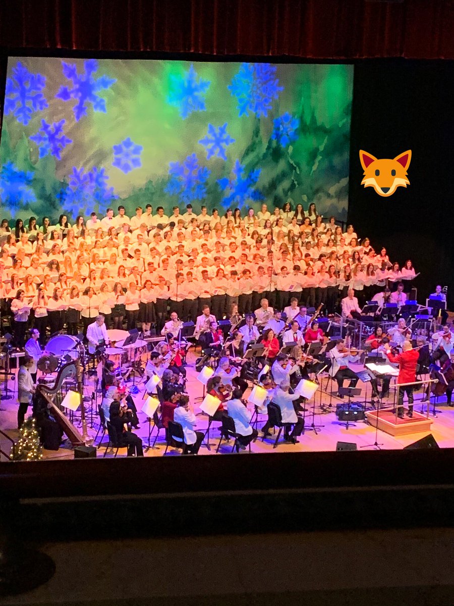 MathwithMissA's tweet image. Proud Newark Teacher!  So proud to watch so many talented Reds perform with the RPO. @Newark_HS @newark_bands #neighborreds #choosejoy
