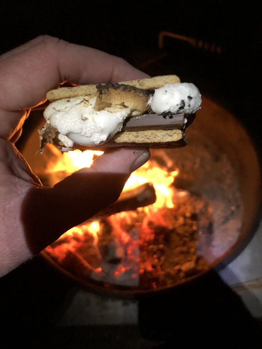 KG5GJT's tweet photo. @dtabor @AMSAT @The_Grid_life @GridMasterHeat Put away, what? Need to have snacks at the #KG5GJTMobileCommandPost #RoverProblems https://t.co/LEVQ9pxgkO
