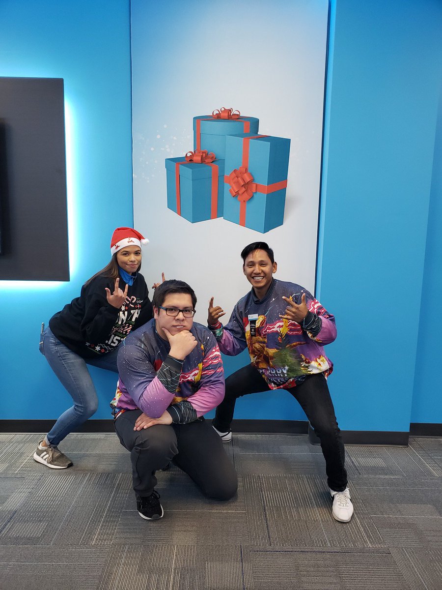 DanielleHimmel1's tweet photo. Holiday Sweater Saturday with the San Antonio Rd crew! All sweaters from my personal collection 😅#winterspiritweek #attemployee #lifeatatt #asmlife https://t.co/cFIn1Vhp7j