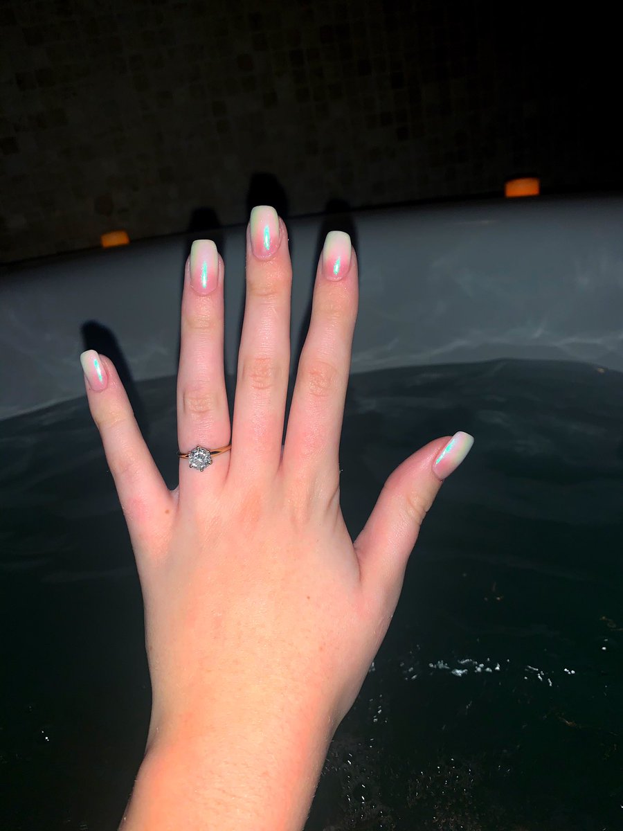 MissKaysKC's tweet photo. Miss Kays is engaged!!! https://t.co/CXRgOeapJA