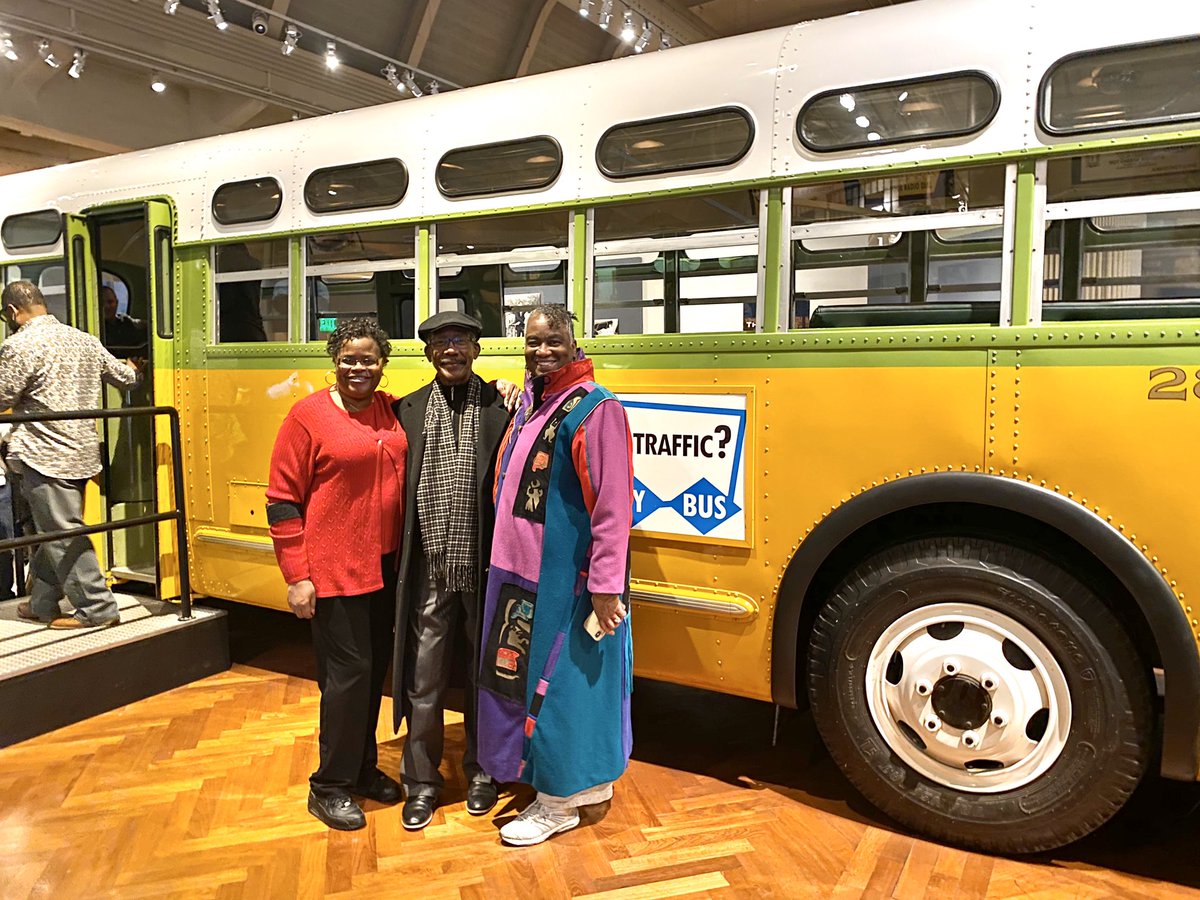 Mstoobold's tweet photo. Last business travel of the year was Detroit. Finally had time to enjoy city, visit historical venues &amp; give back. Was not 100% but pushed through. Thanks Sheila, Lisa and Tasha for your time and hospitality,  My leaders enjoyed and plan to return. @DETROITrightnow @MGMGrand https://t.co/Sv5m2jZ5pc