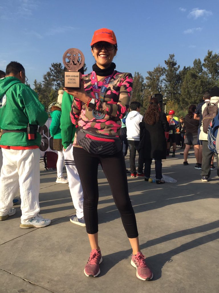 TinkRX's tweet photo. 8k 🏃🏽‍♀️🦋🧚🏽‍♀️ Running Series Etapa 10 en @Zona_DMX del #AHR, excelente serial, lo disfruté mucho 🦎🦎 y hoy compartí con #LosCobardesTeam: @J_dmoreno, @Lensvision1, Berna, Lupita, Montse; porras y pic de @manegm12.
#VivirEsIncreíble
#Yoelegícorrer
#GymWater
#SomosAcide https://t.co/GrziremkRi
