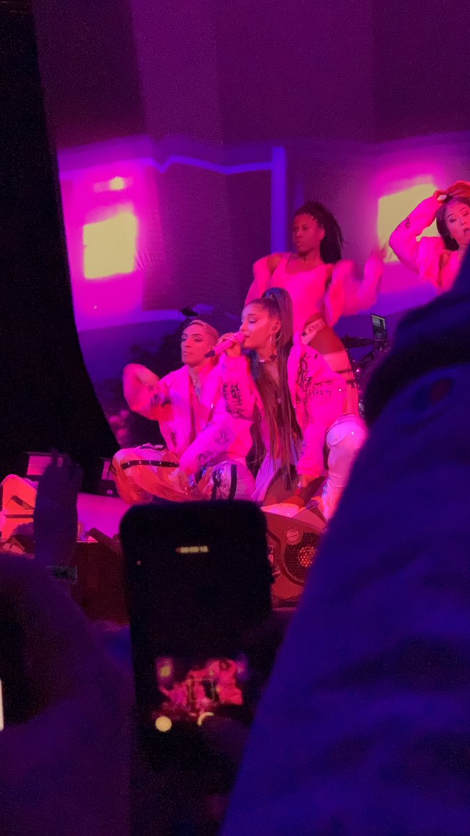 kristalchemy87's tweet photo. SERIOUS PCD #SWTbrooklyn https://t.co/nobCToxAHH