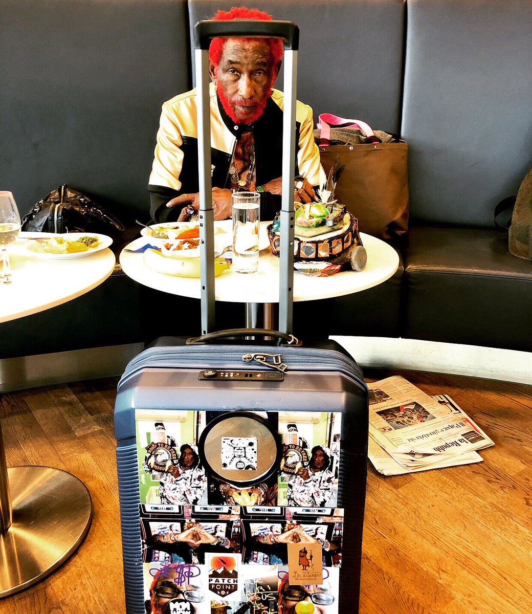 ScratchLee's tweet photo. GREETINGS JAMAICA ✋🏾👋🏾
HERE I COME FOR ANOTHER IRIE ADVENTURE IN THE SUNSHINE, SEA AND SAND!😜
#jamaica #paradisebeach #paradiseisland #leescratchperry #theupsetter #reggaemusic #dubmusic #reggae #dub #negril #negrilbeach #jahbless #jahlive #nufflove https://t.co/BjPInrknTj