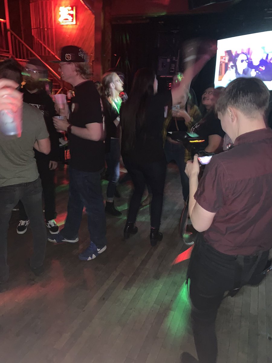 Cut To The Feeling tweet media