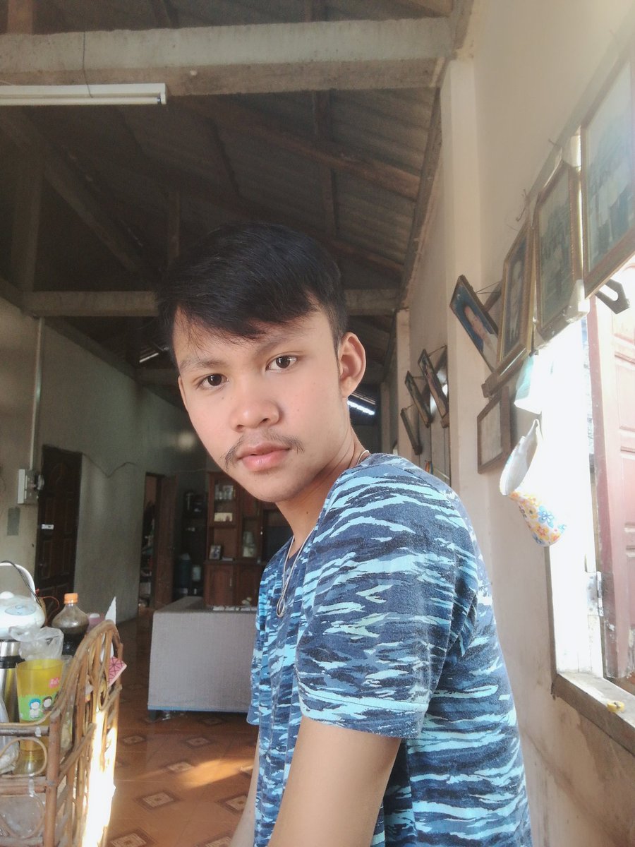 Ker444444's tweet photo. ຕຸ້ຍຂື້ນແລ້ວ😂😂 https://t.co/JMPkF2VAkN