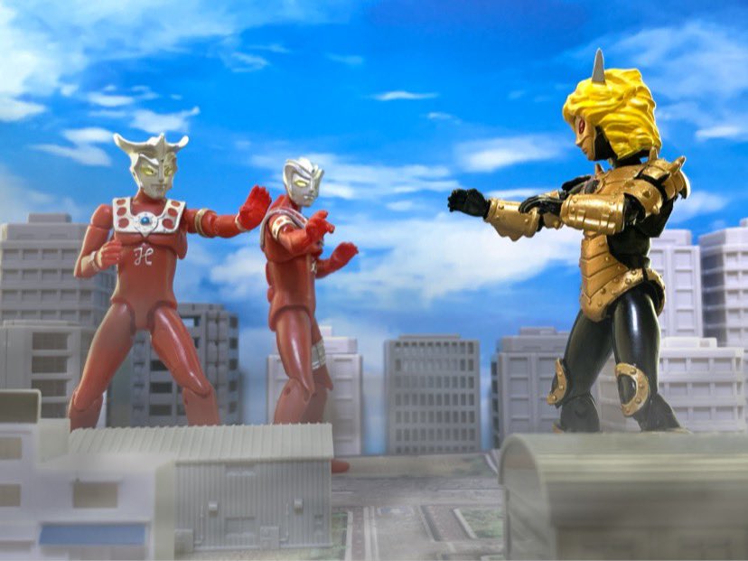 にせアストラに化けてウルトラキーを盗んだ、ババウル星人絡みで遊んで