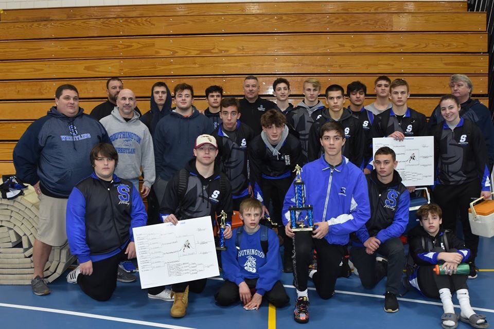 shsbkwrestling's tweet photo. Great job today, Blue Knights Wrestling!!! https://t.co/KmhrmHW7ZH