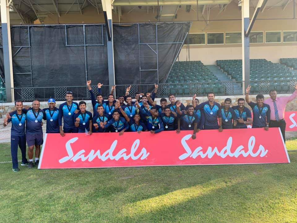 osa10001's tweet image. Final
@Coolidge, Dec 21 2019

Sri Lanka Under-19s won the toss and elected to bat first

#SL19 265/9 (50ov)
#ENG19 188 (43.1/50ov)

Sri Lanka U19 won by 77 runs
POM - Navod Paranavithana (SL19)

Sri Lanka Under-19s won the 2019/20 Tri-Nation Under-19s Tournament in West Indies